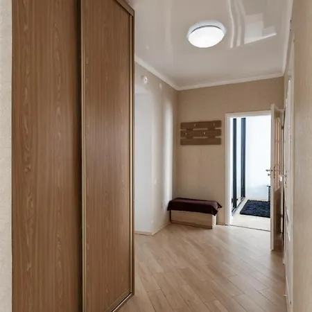Comfortable - Railway Station, Center Apartment Minsk