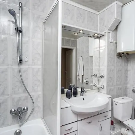 Comfortable - Railway Station, Center Apartment Minsk